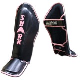 SHARK - Scheen-wreef beschermer kickboksen Kevlar (Zwart-Roze)